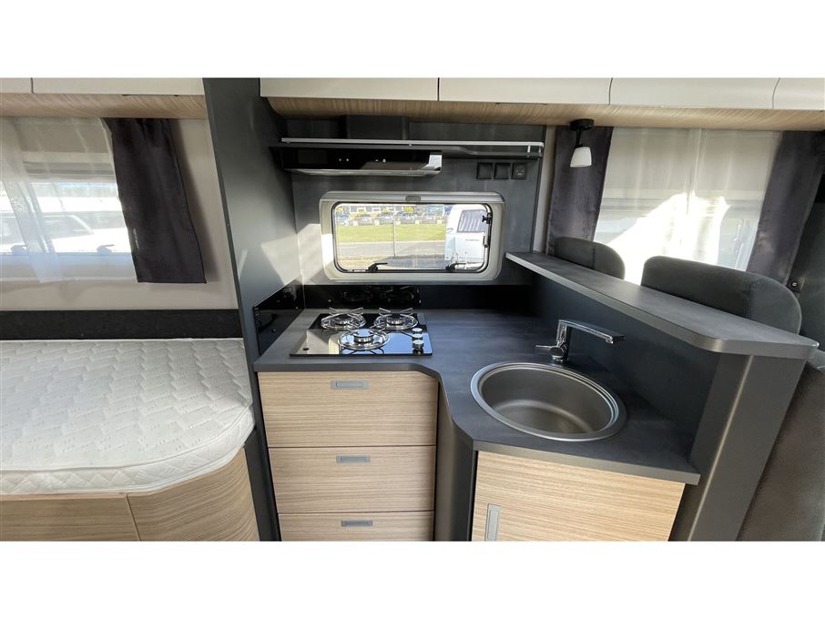 Hobby Optima De Luxe T70 E